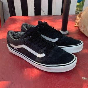 Old Skool Lite Black and White Vans
